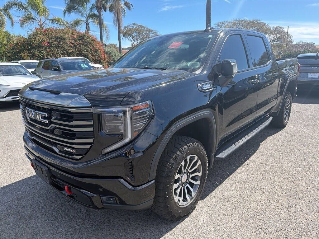 2023 GMC Sierra