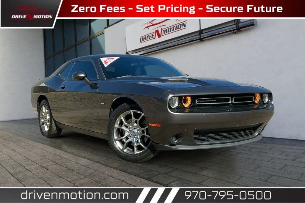 2017 DODGE Challenger