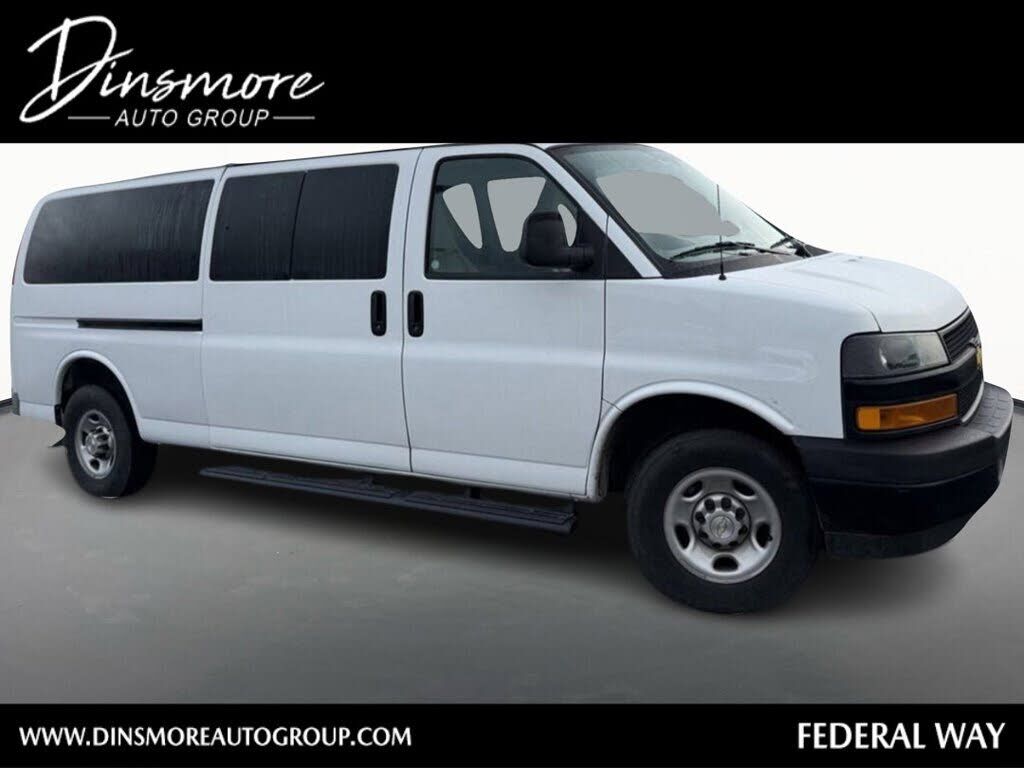 2023 CHEVROLET Express