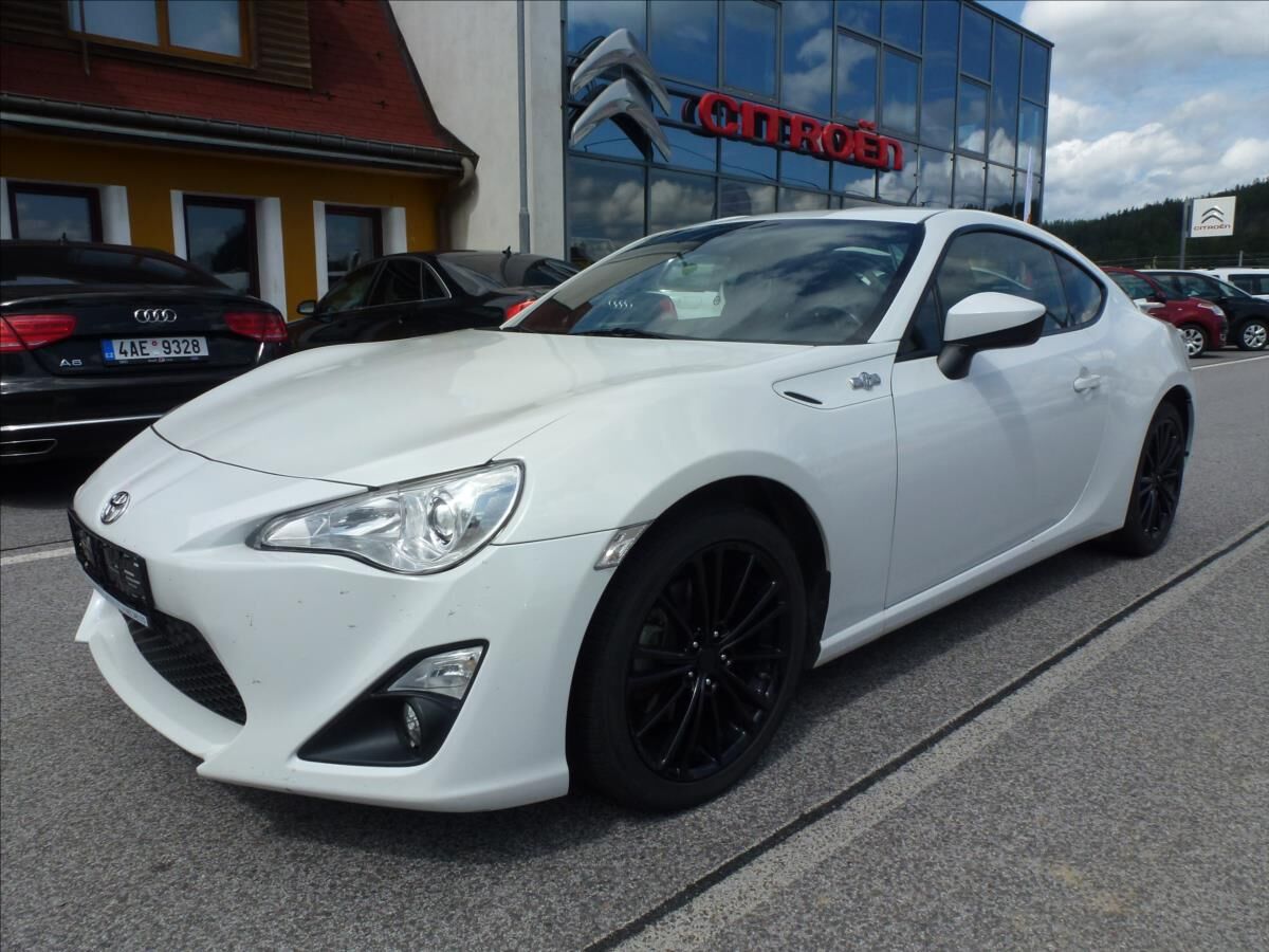 2014 TOYOTA Scion