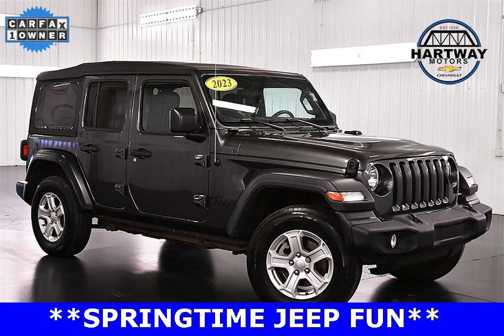 2023 JEEP Wrangler