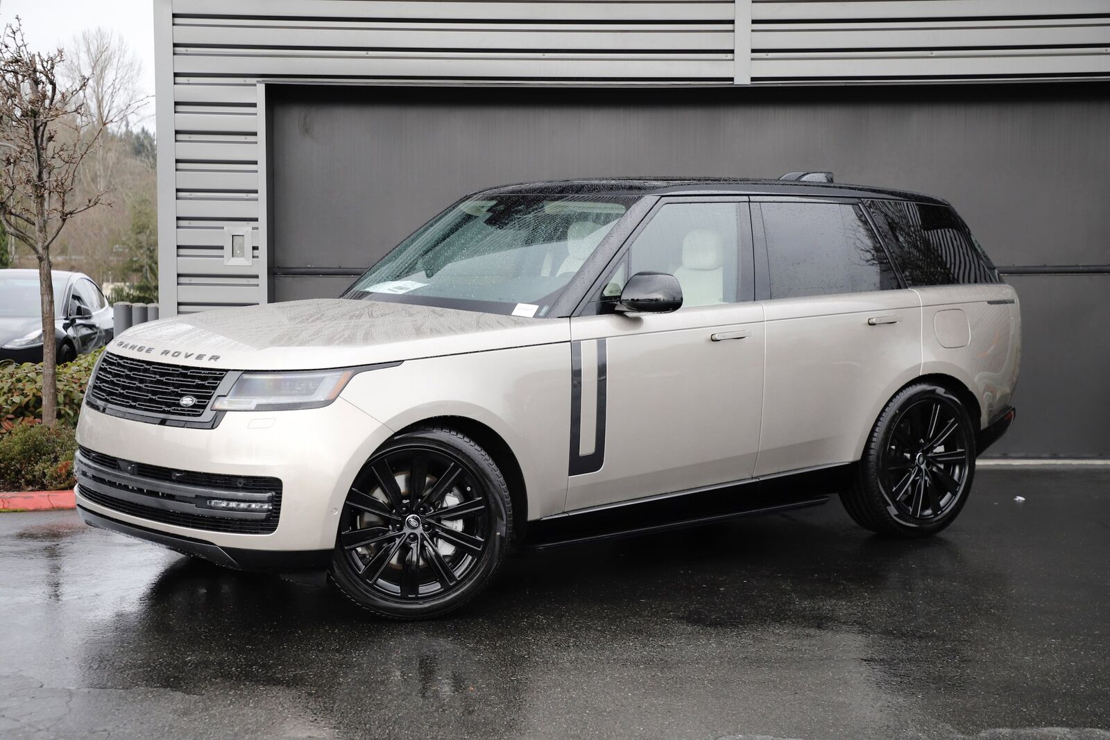 2025 LAND ROVER Range Rover
