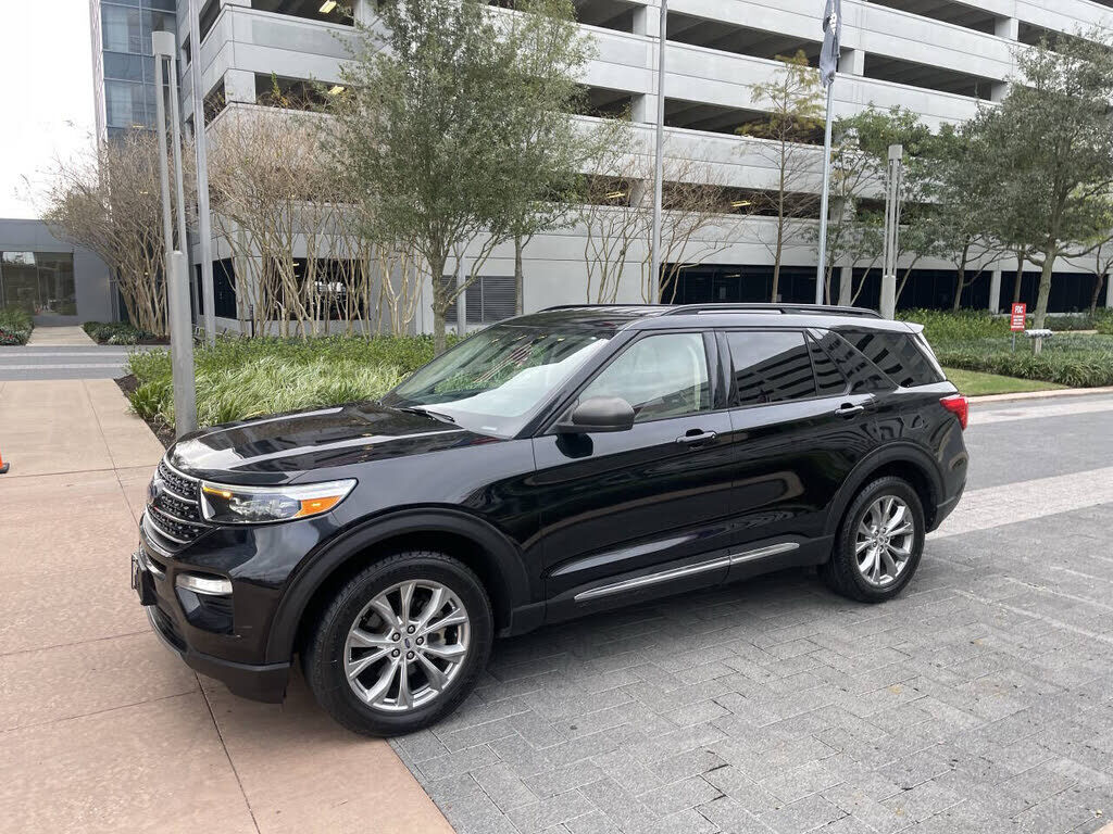 2020 FORD Explorer