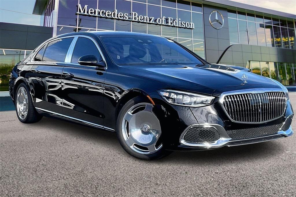 2022 MERCEDES-BENZ S-Class