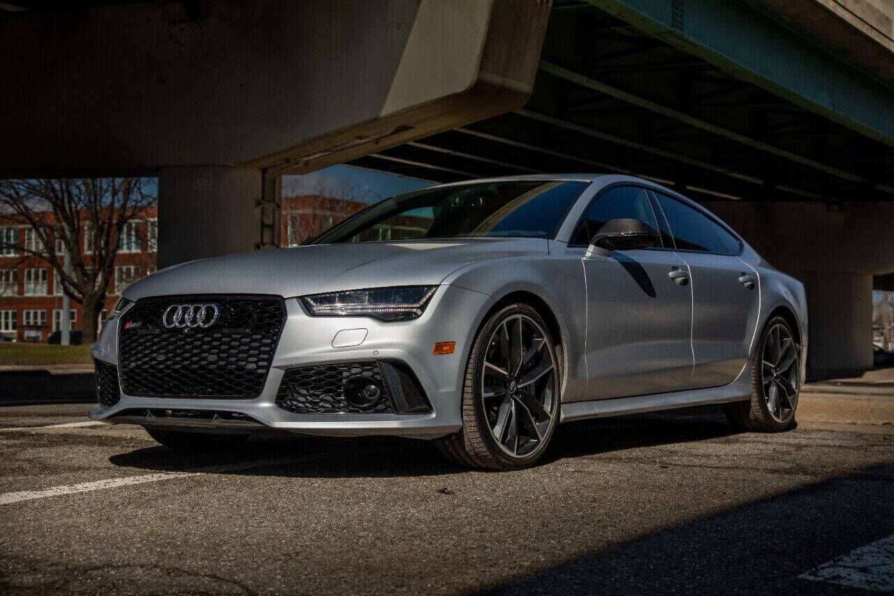 2017 AUDI RS7
