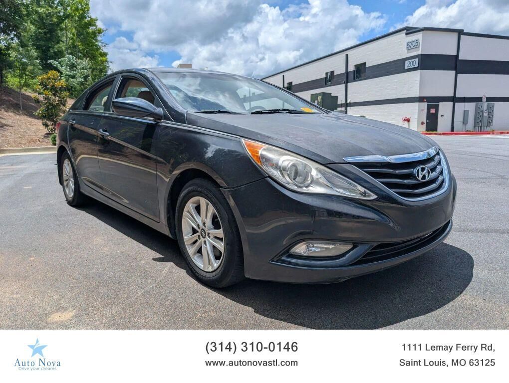 2013 HYUNDAI Sonata