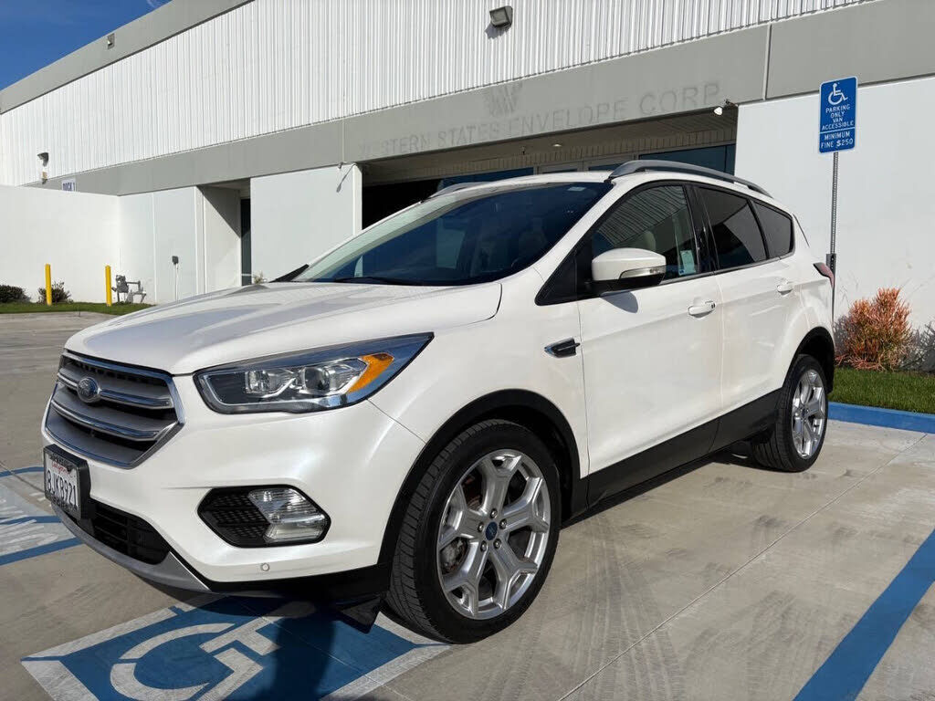 2019 FORD Escape