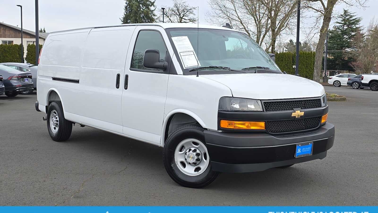 2025 CHEVROLET Express