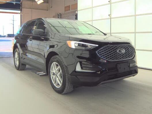 2023 FORD Edge