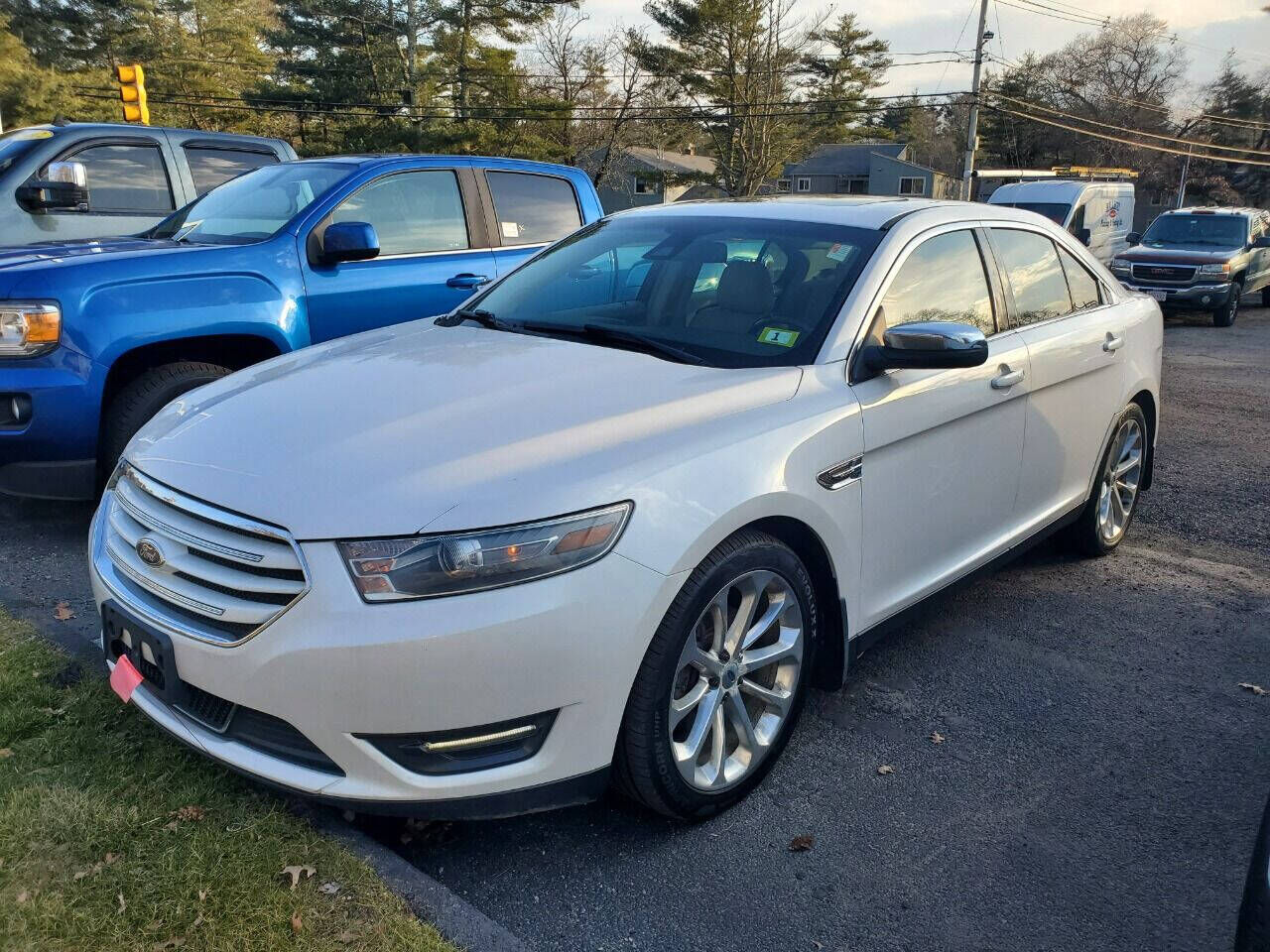 2014 FORD Taurus