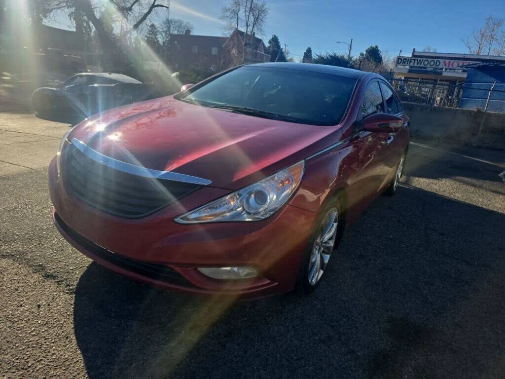 2013 HYUNDAI Sonata