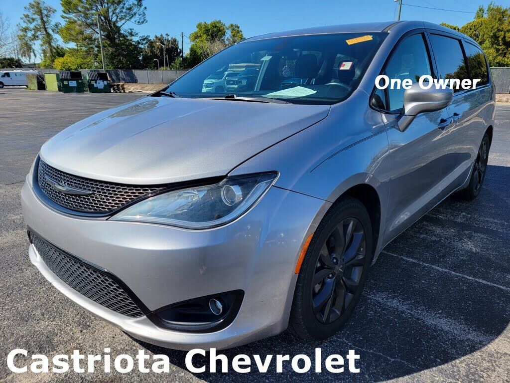 2019 CHRYSLER Pacifica
