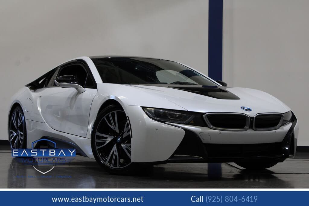 2016 BMW i8