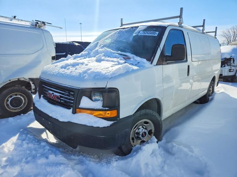 2015 GMC Savana
