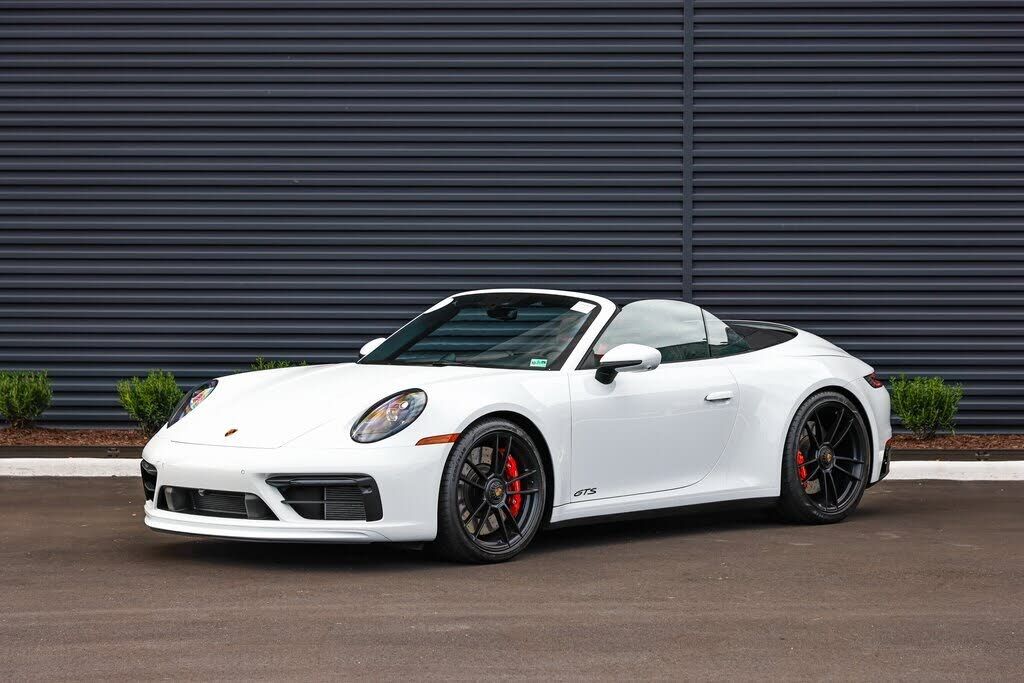 2023 PORSCHE 911