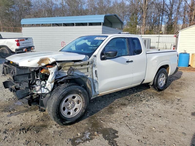 2024 NISSAN Frontier