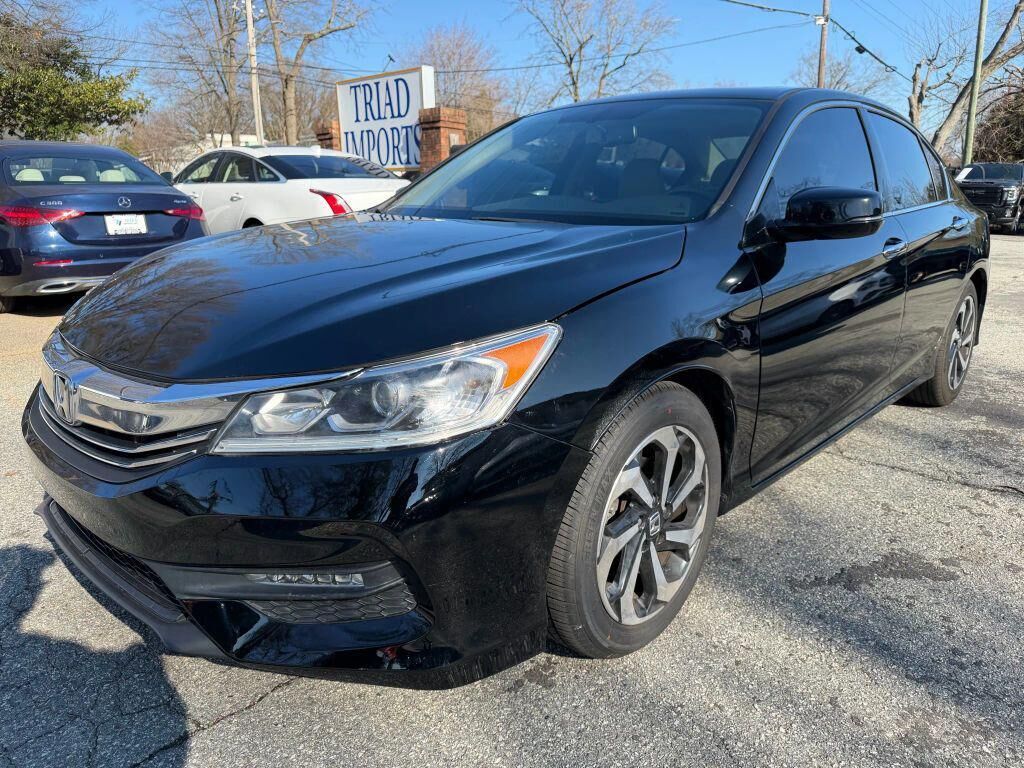 2017 HONDA Accord