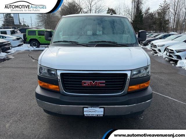2024 GMC Savana