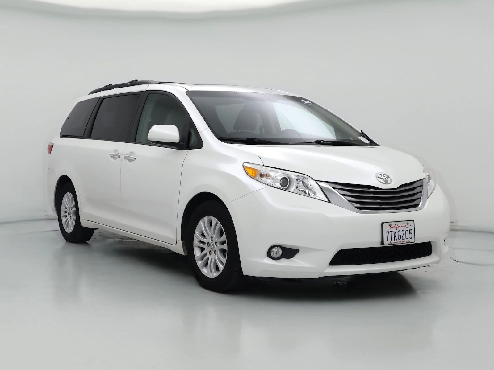 2016 TOYOTA Sienna