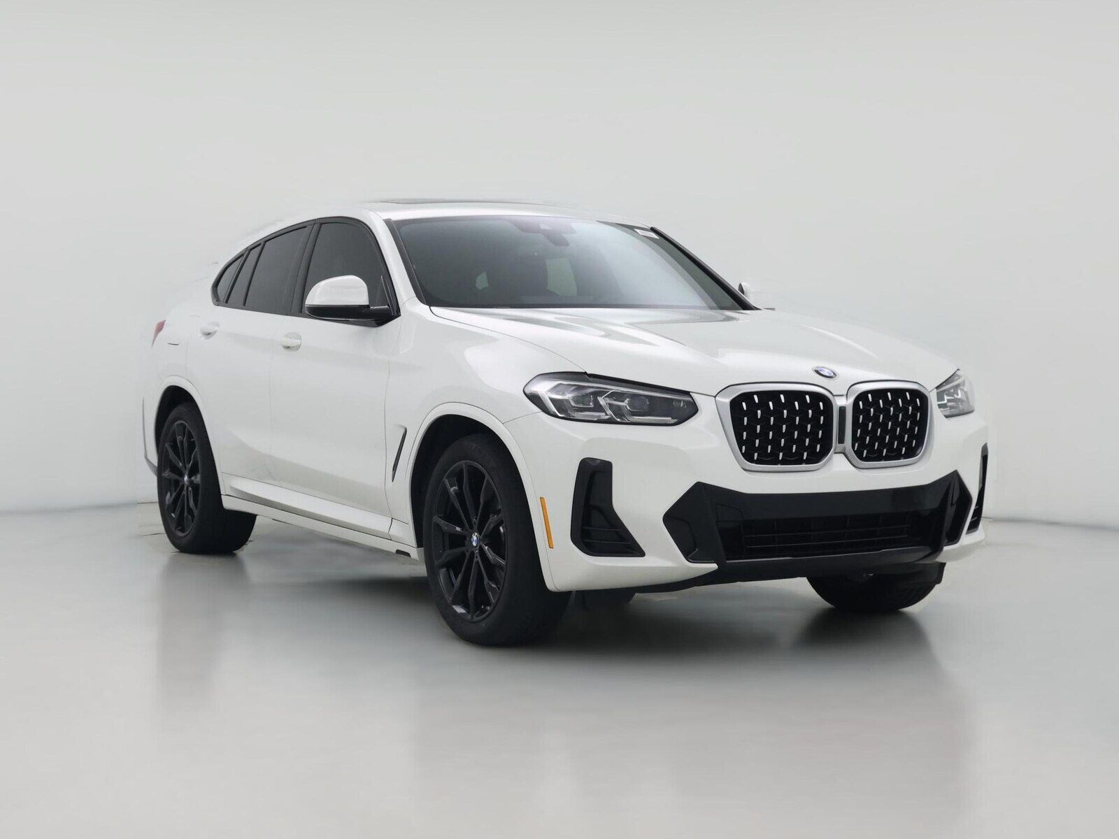 2022 BMW X4