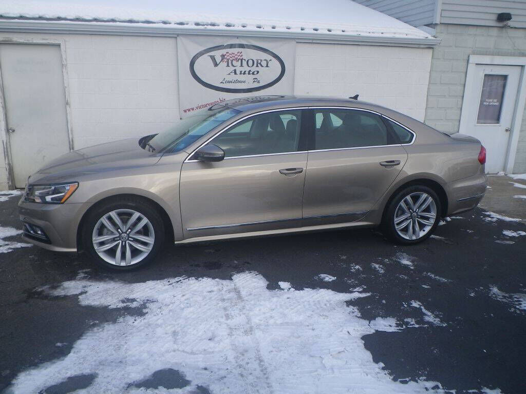 2016 VOLKSWAGEN Passat