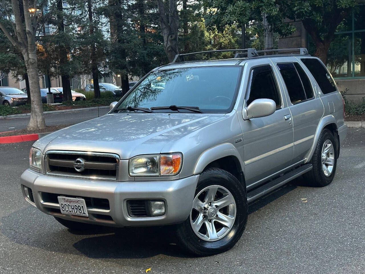 2004 NISSAN Pathfinder