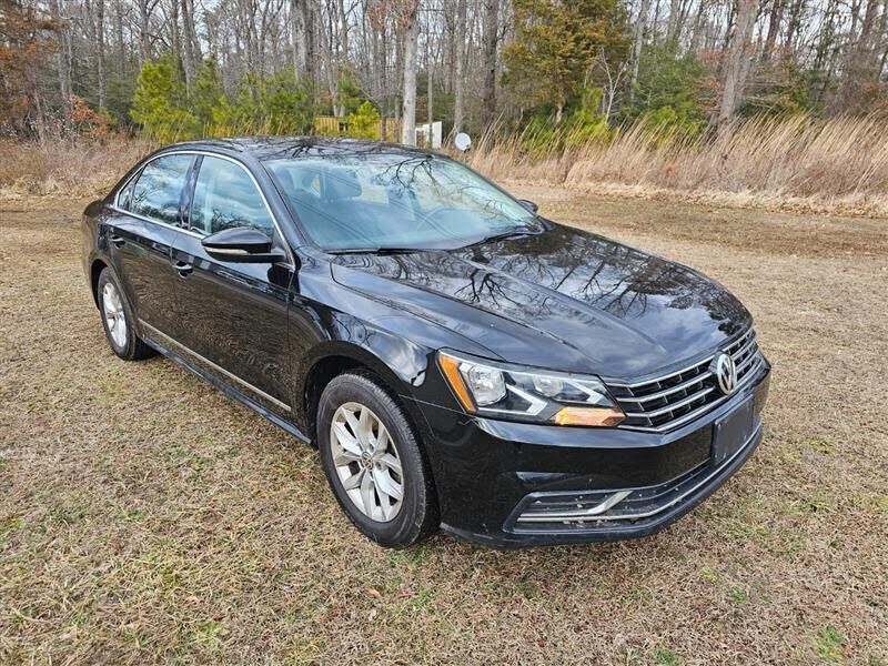 2016 VOLKSWAGEN Passat