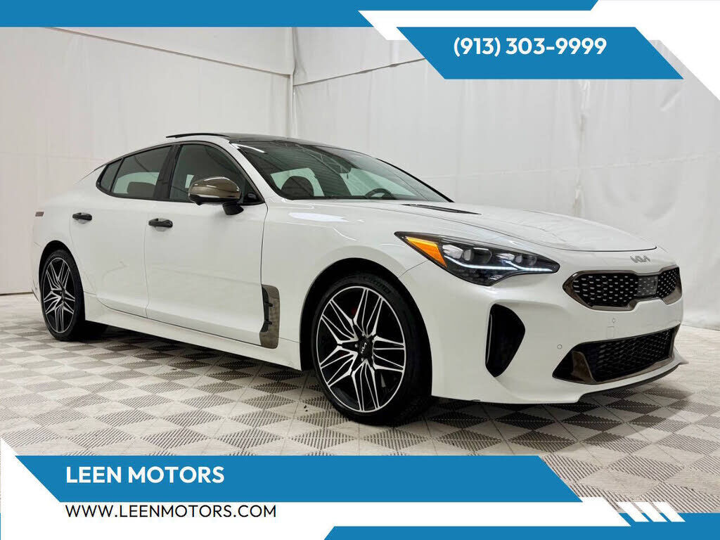 2023 KIA Stinger