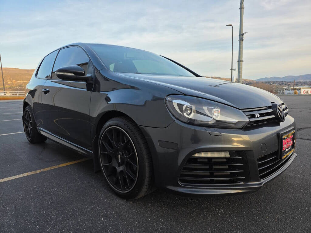 2012 VOLKSWAGEN Golf