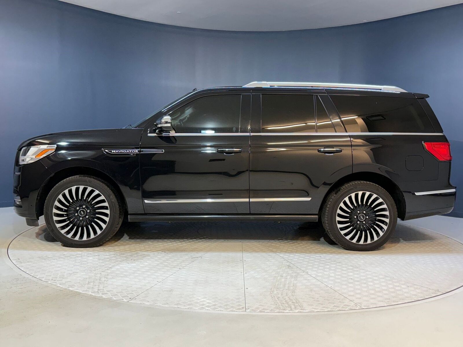 2021 LINCOLN Navigator
