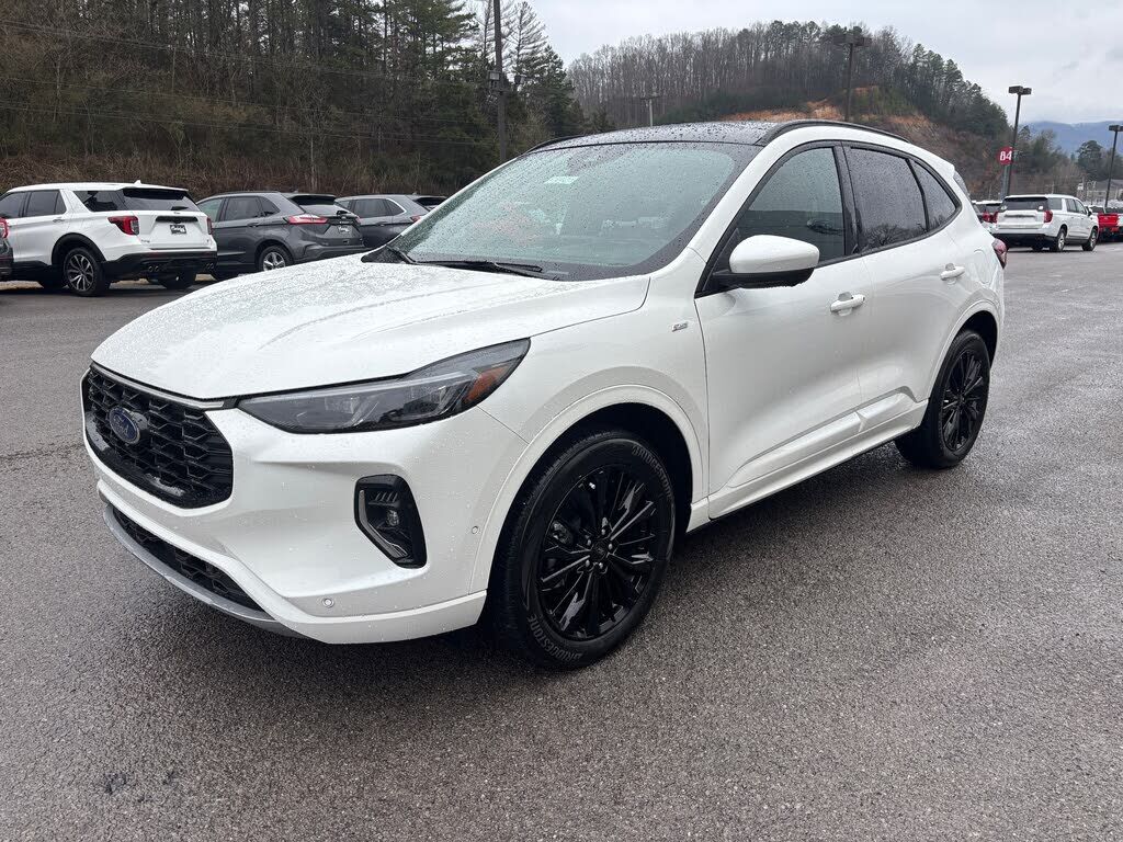 2023 FORD Escape