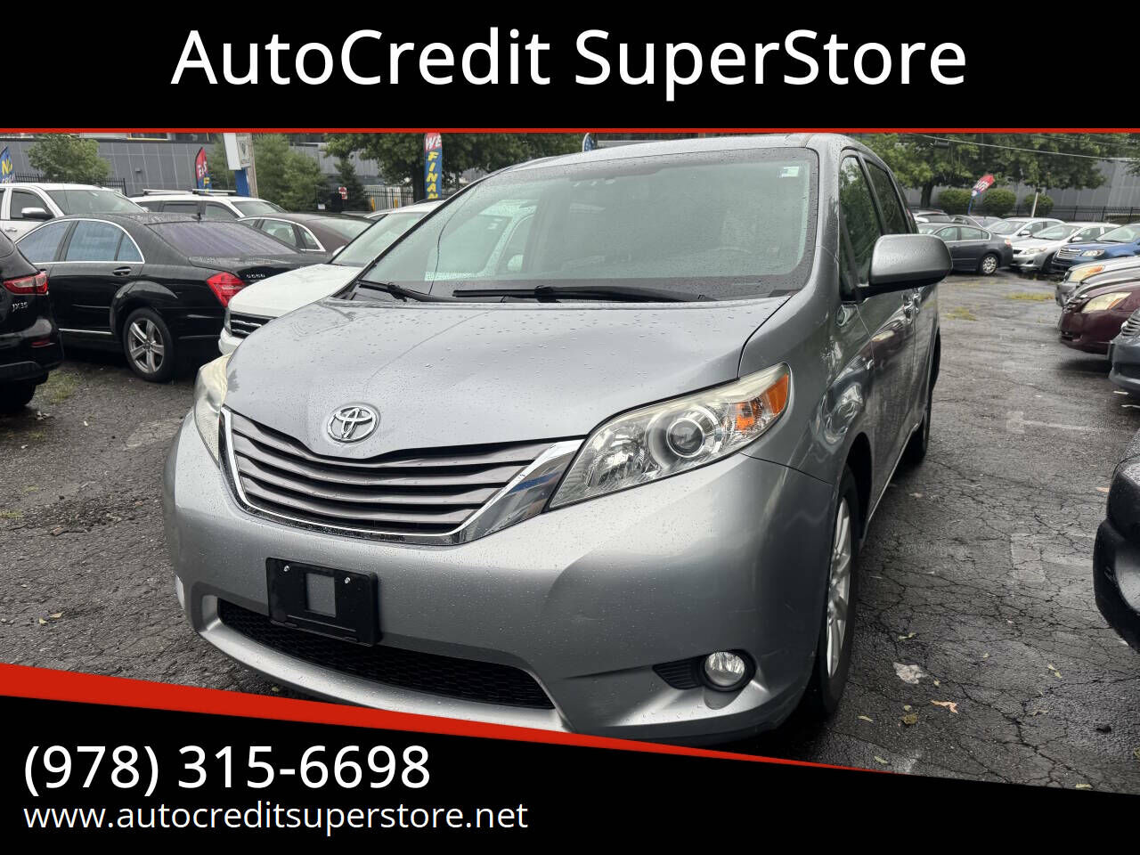 2017 TOYOTA Sienna