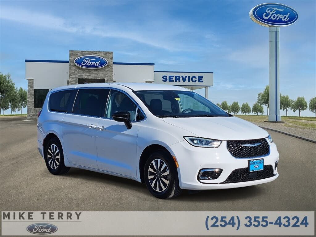 2024 CHRYSLER Pacifica