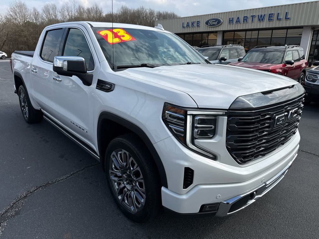 2023 GMC Sierra