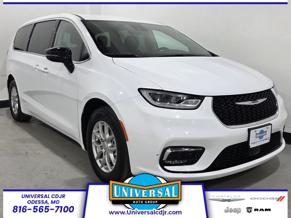 2024 CHRYSLER Pacifica