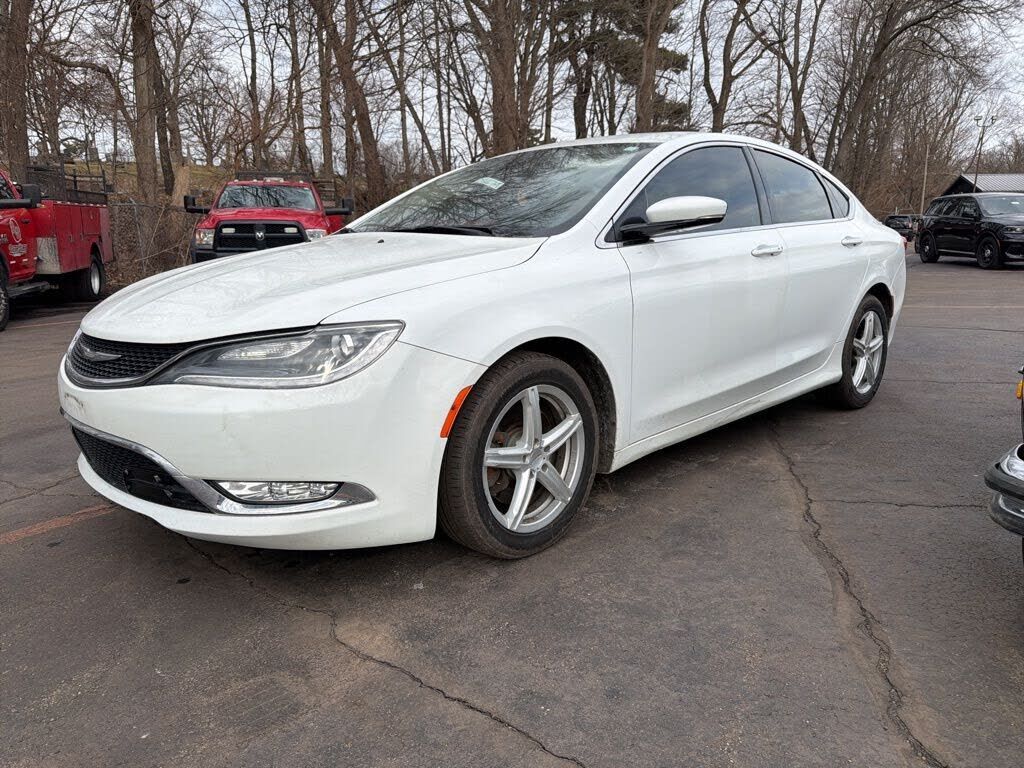 2015 CHRYSLER 200