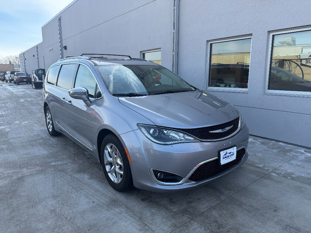2019 CHRYSLER Pacifica