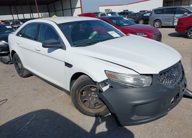 2013 FORD Taurus
