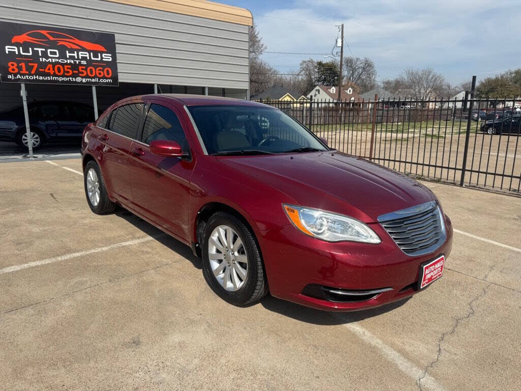 2013 CHRYSLER 200