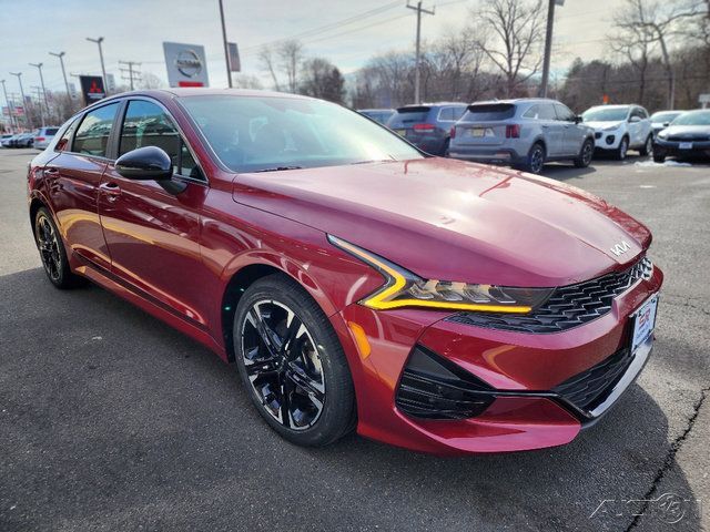 2022 KIA K5