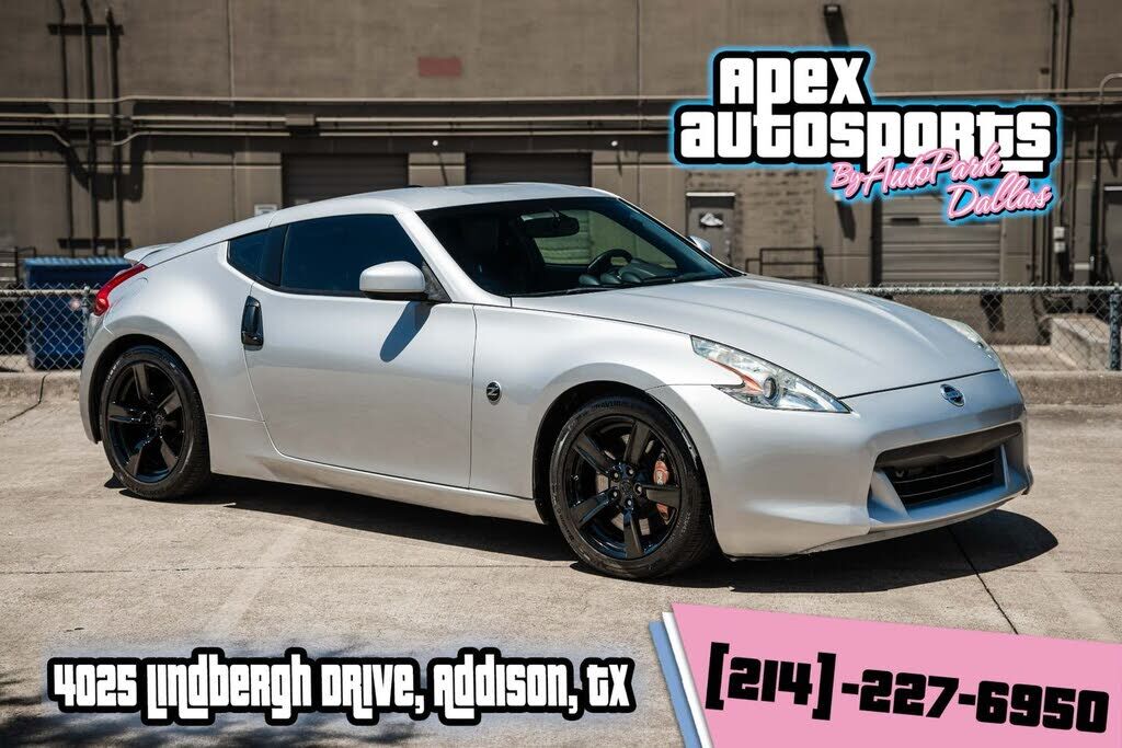 2009 NISSAN 370Z