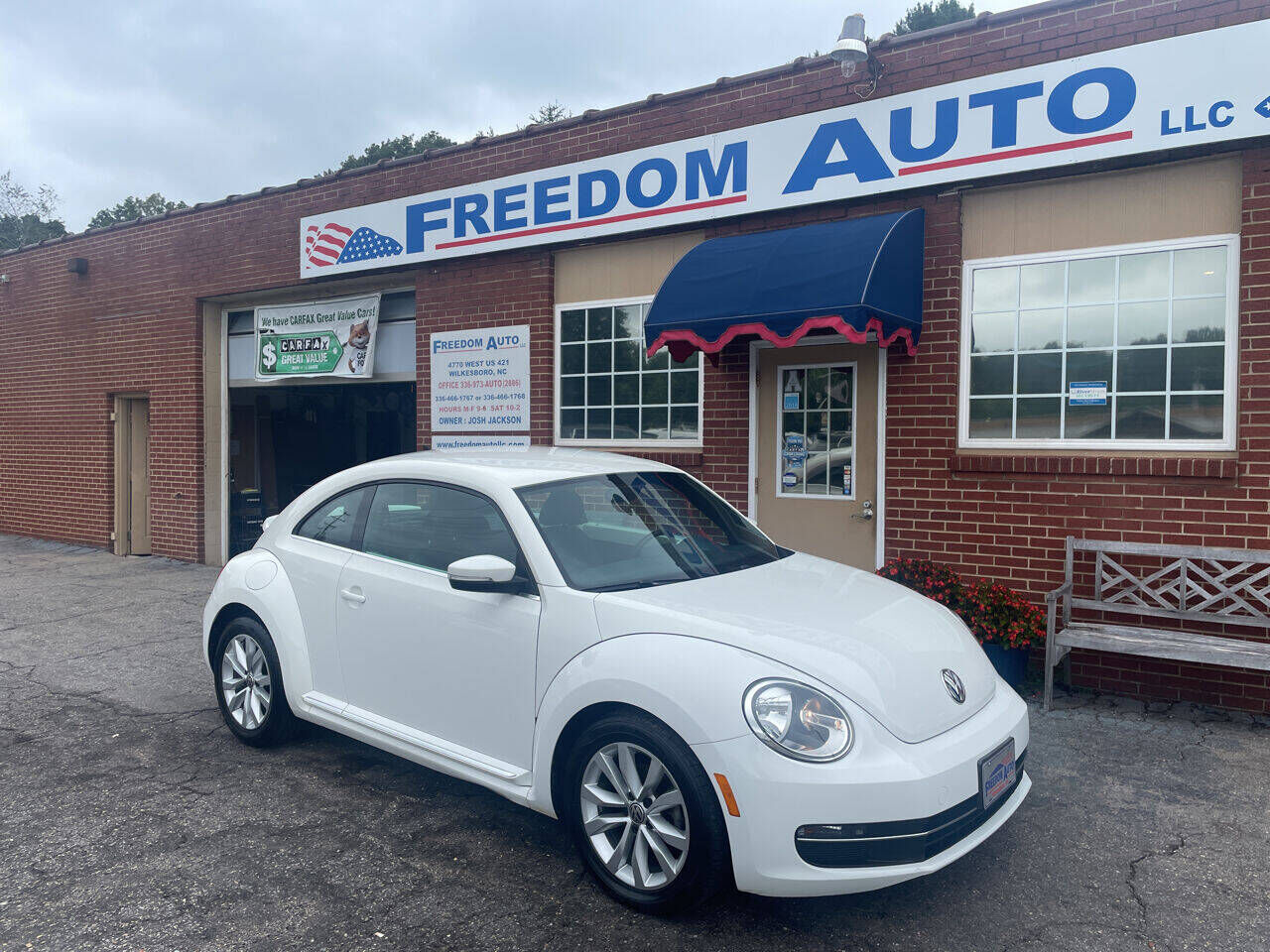 2013 VOLKSWAGEN Beetle