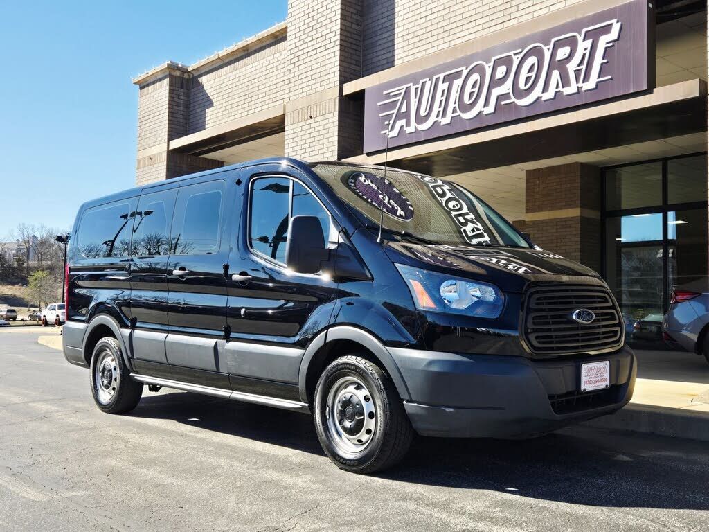 2017 FORD Transit