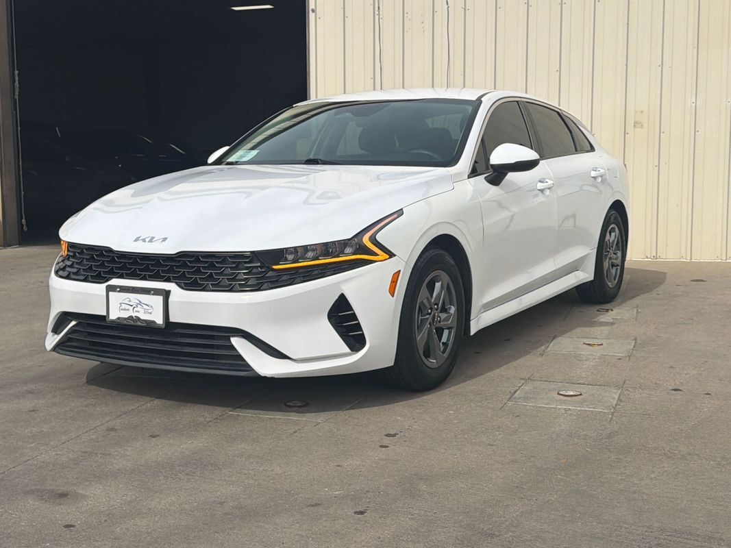 2022 KIA K5
