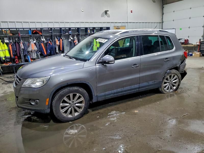 2010 VOLKSWAGEN Tiguan