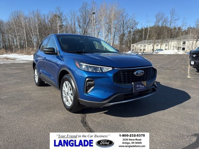 2023 FORD Escape