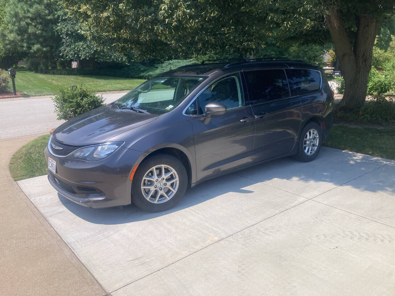 2021 CHRYSLER Voyager
