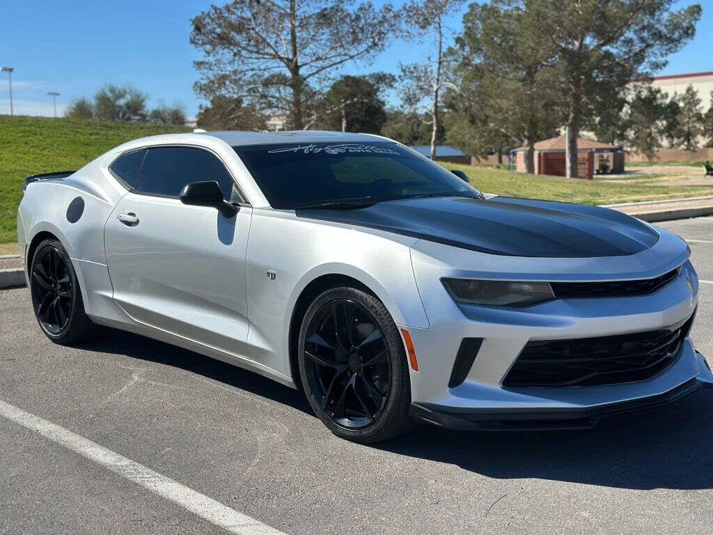 2017 CHEVROLET Camaro
