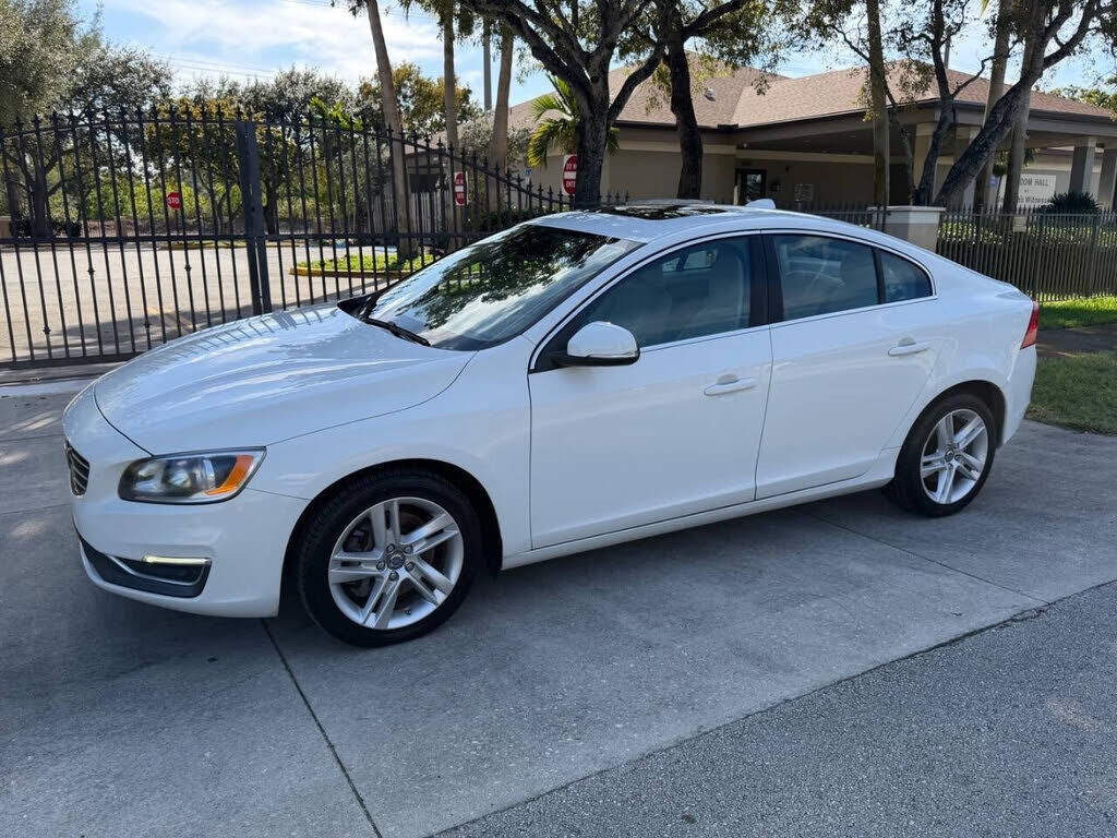 2014 VOLVO S60