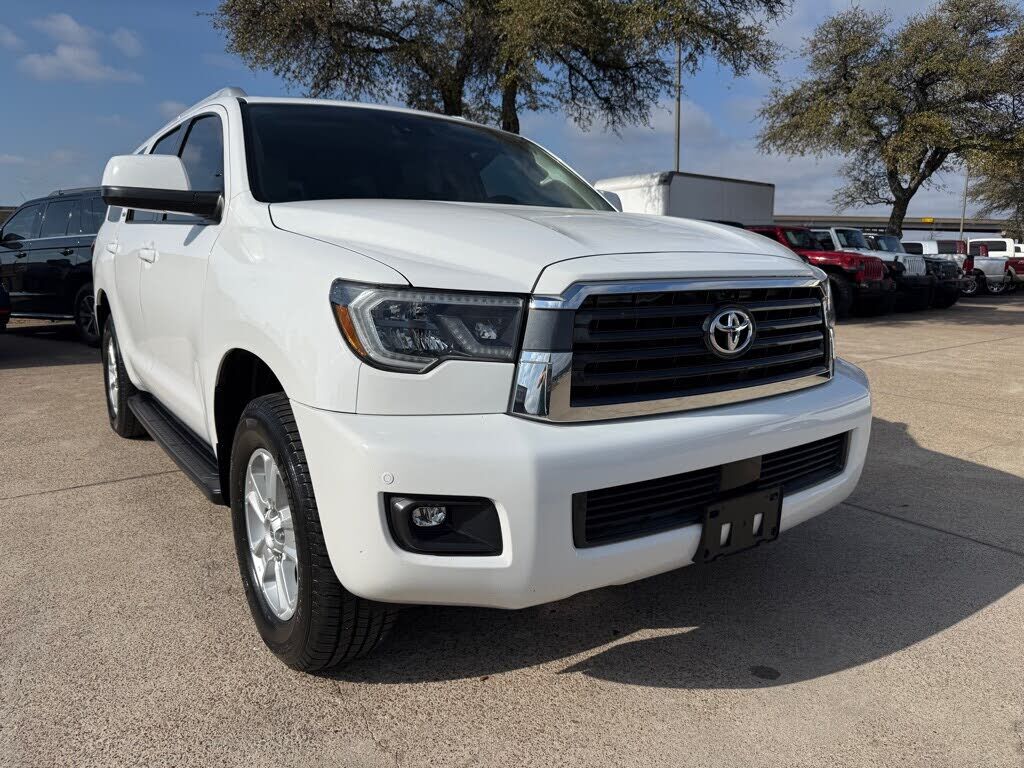 2019 TOYOTA Sequoia